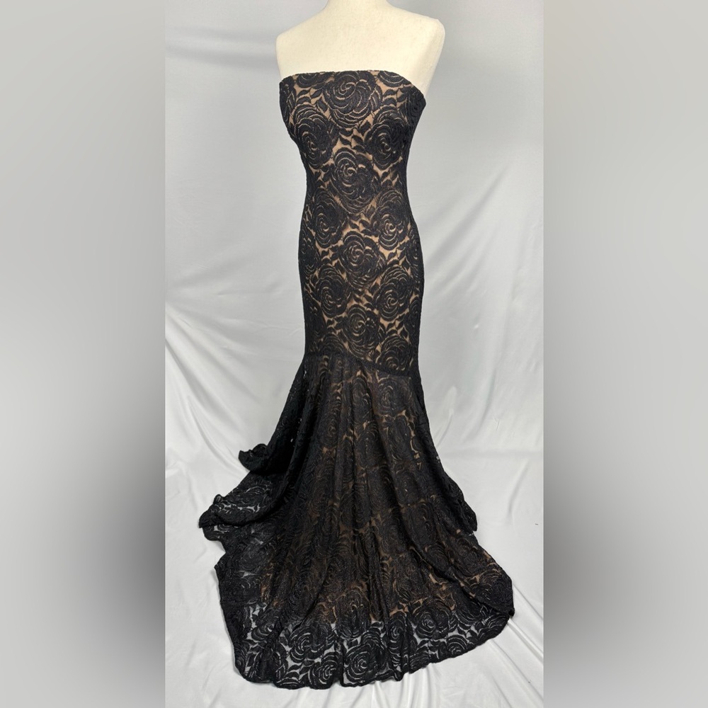 Vintage CACHE Shimmering Black Lace Strapless Gown Size 10